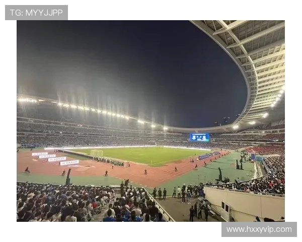 苏超单场 3 万观众破纪录！媒体人：看热闹正是足球魅力的起点